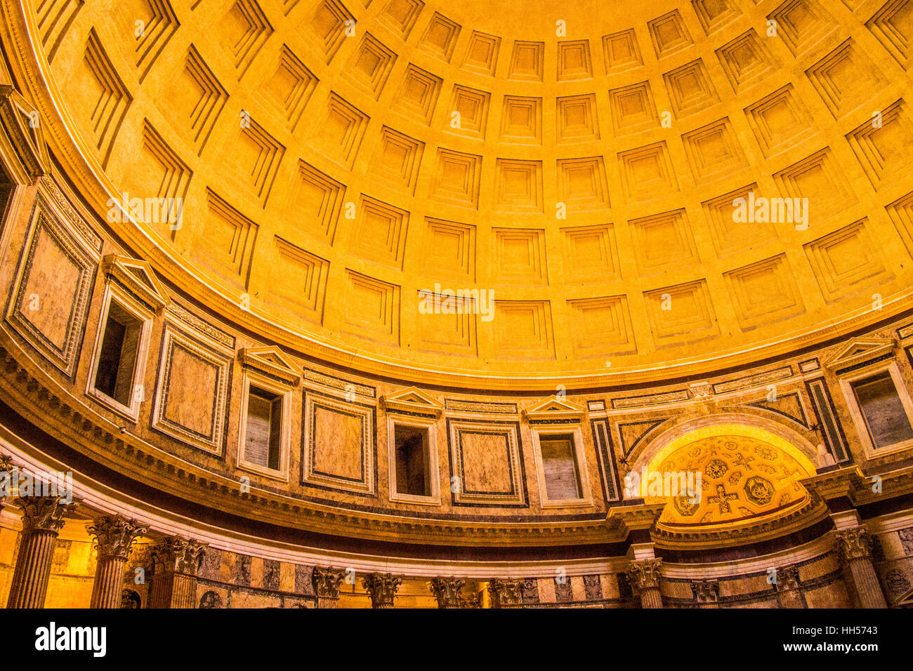Pantheon (ex Tempio ora Chiesa) cupola interioe, Roma, Regione Lazio, Italia Foto Stock
