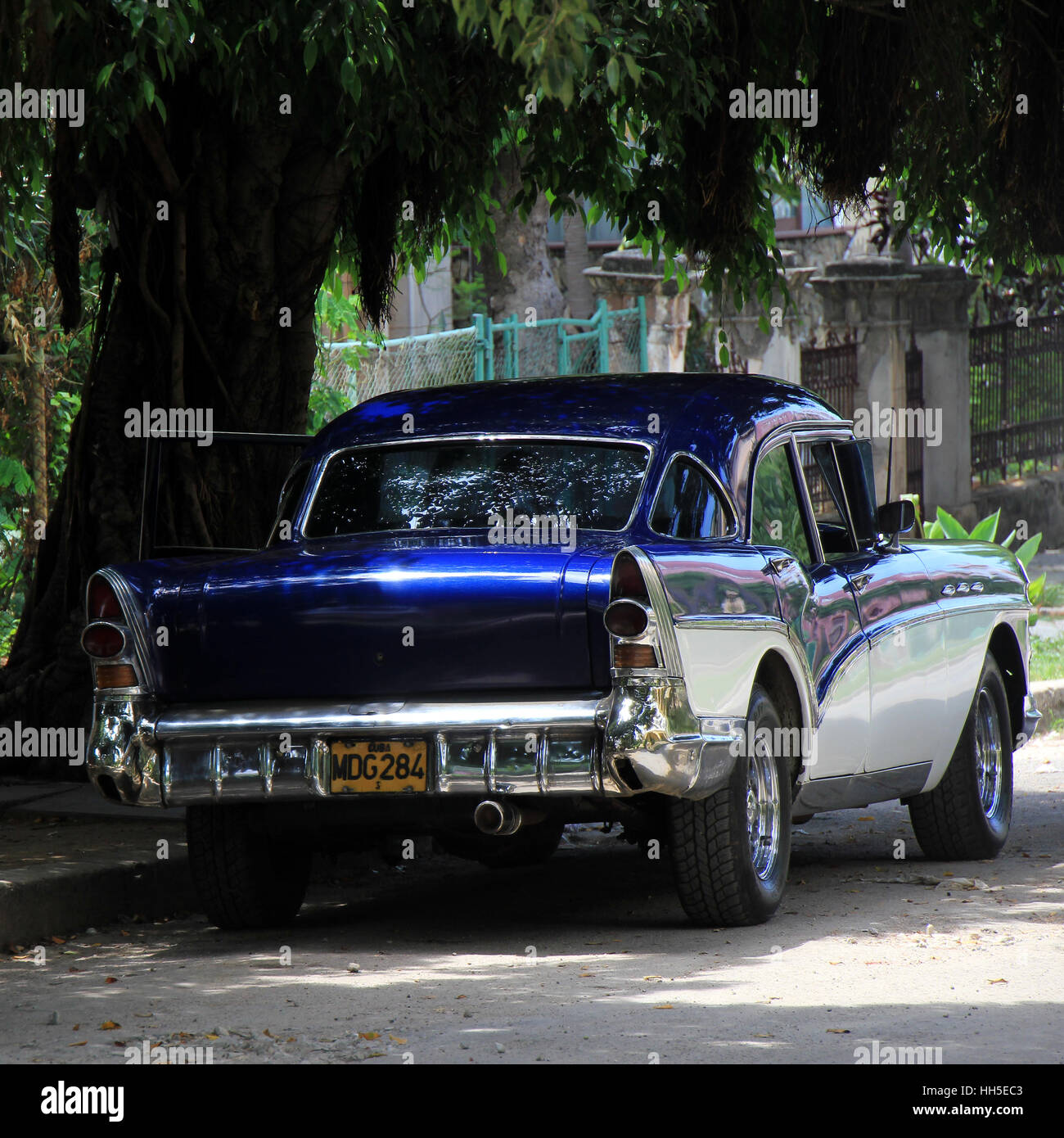 Immagini di Havana, Cuba. Architettura di l'Avana. Auto d'epoca in Avana, Cuba. Foto Stock