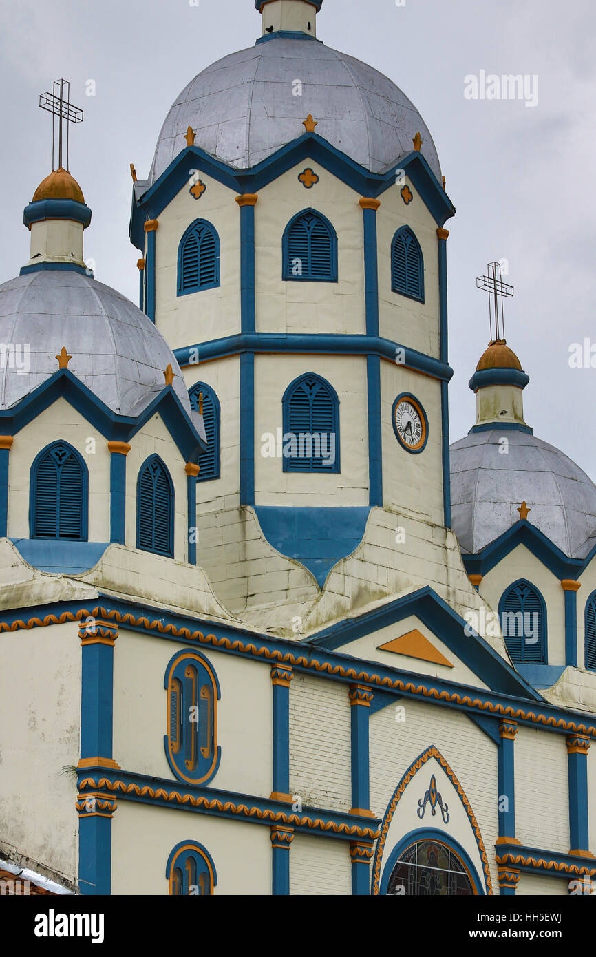 La facciata della chiesa cristiana Colombia Finlandia Foto Stock