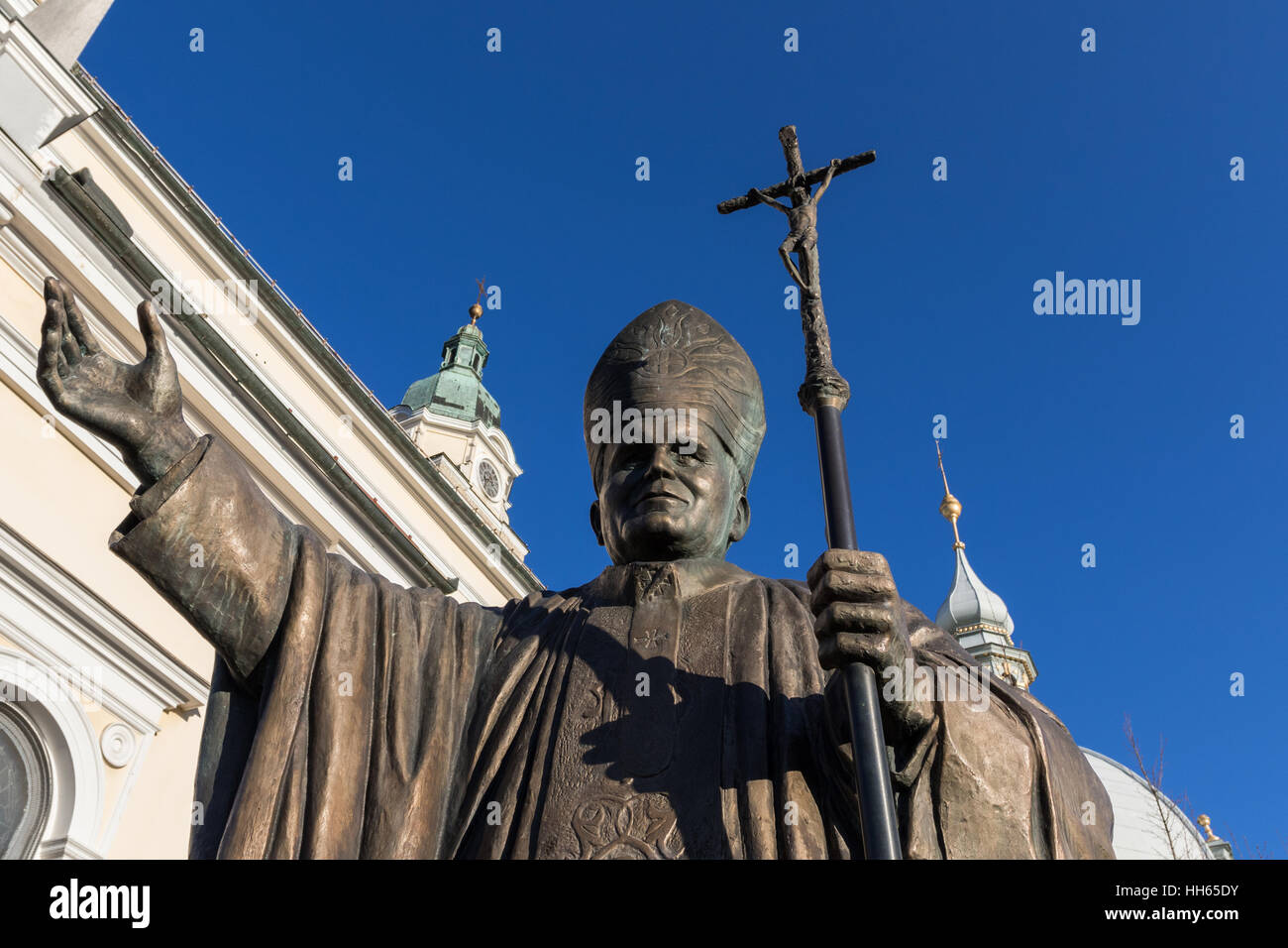 La statua di Papa Giovanni Paolo II (nato Karol Jozef Wojtyla) in Brezje, Slovenia Foto Stock