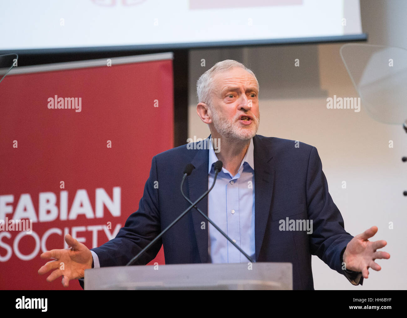 Leader laburista,Jeremy Corbyn,indirizzi annuali di Fabian Society di Londra Foto Stock