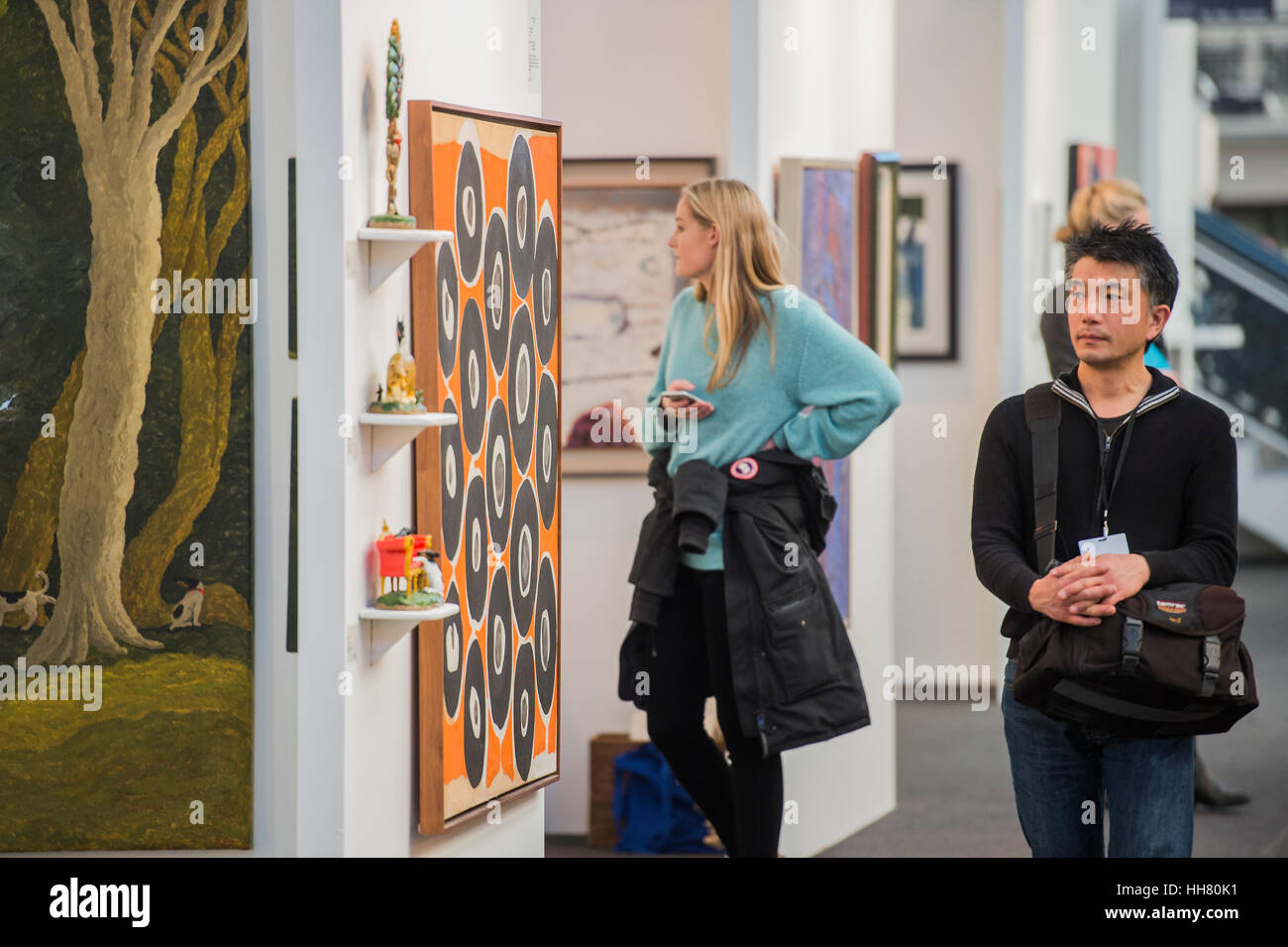 Islington, London, Regno Unito. Xvii gen, 2017. La ventinovesima edizione del London Art Fair si svolge nel business e Design Center, Islington, da 18-22 gennaio 2017. Credito: Guy Bell/Alamy Live News Foto Stock