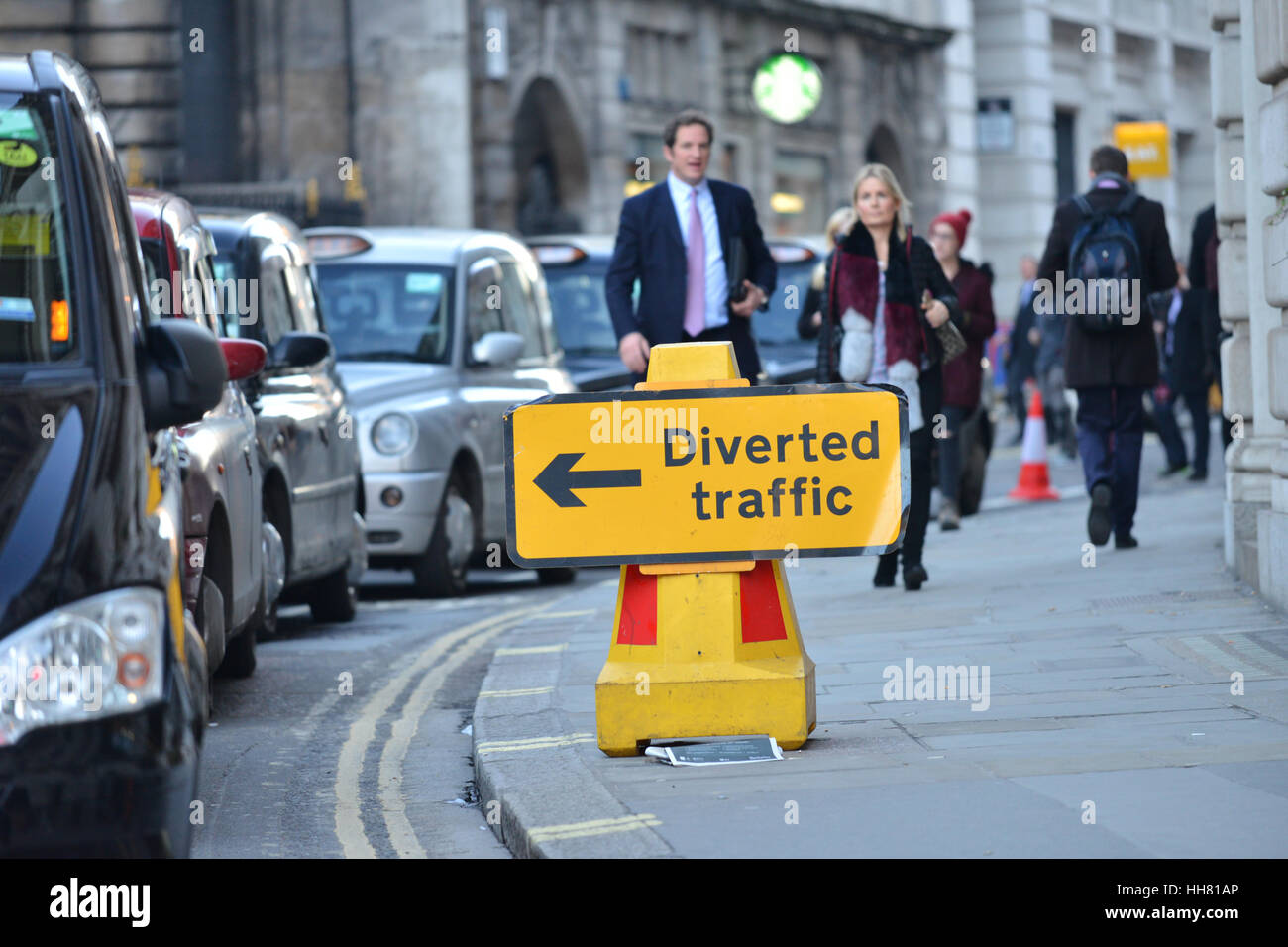 Bank di Londra, Regno Unito. Xvii gen, 2017. Black Cab Driver tappa una demo in banca ai piani di bandire le automobili e i taxi dall'area. Credito: Matteo Chattle/Alamy Live News Foto Stock