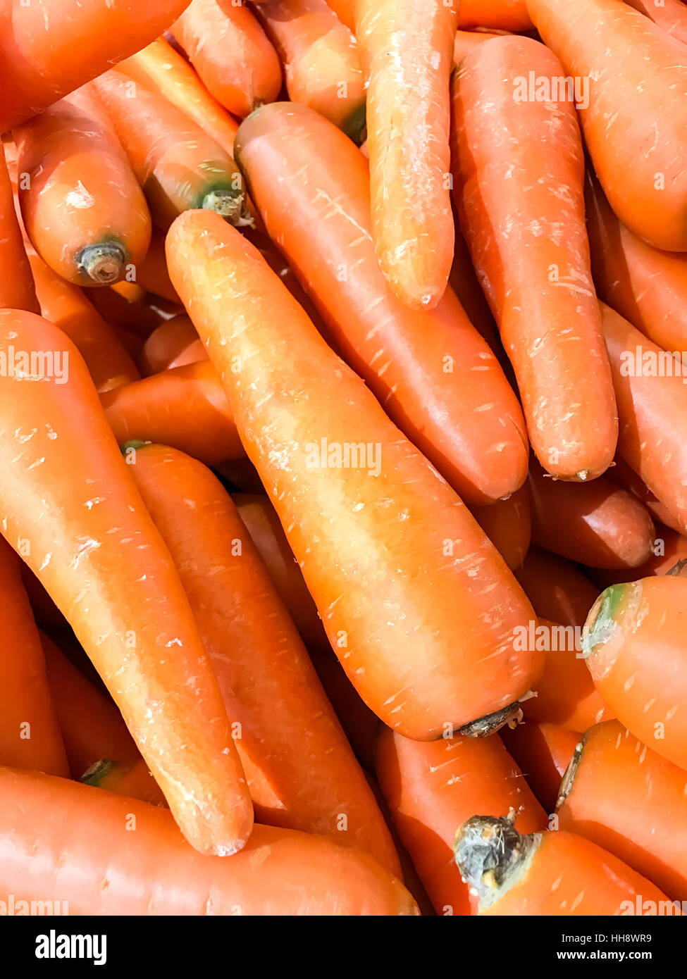 Chiuso fino pila di carota nel mercato alimentare Foto Stock