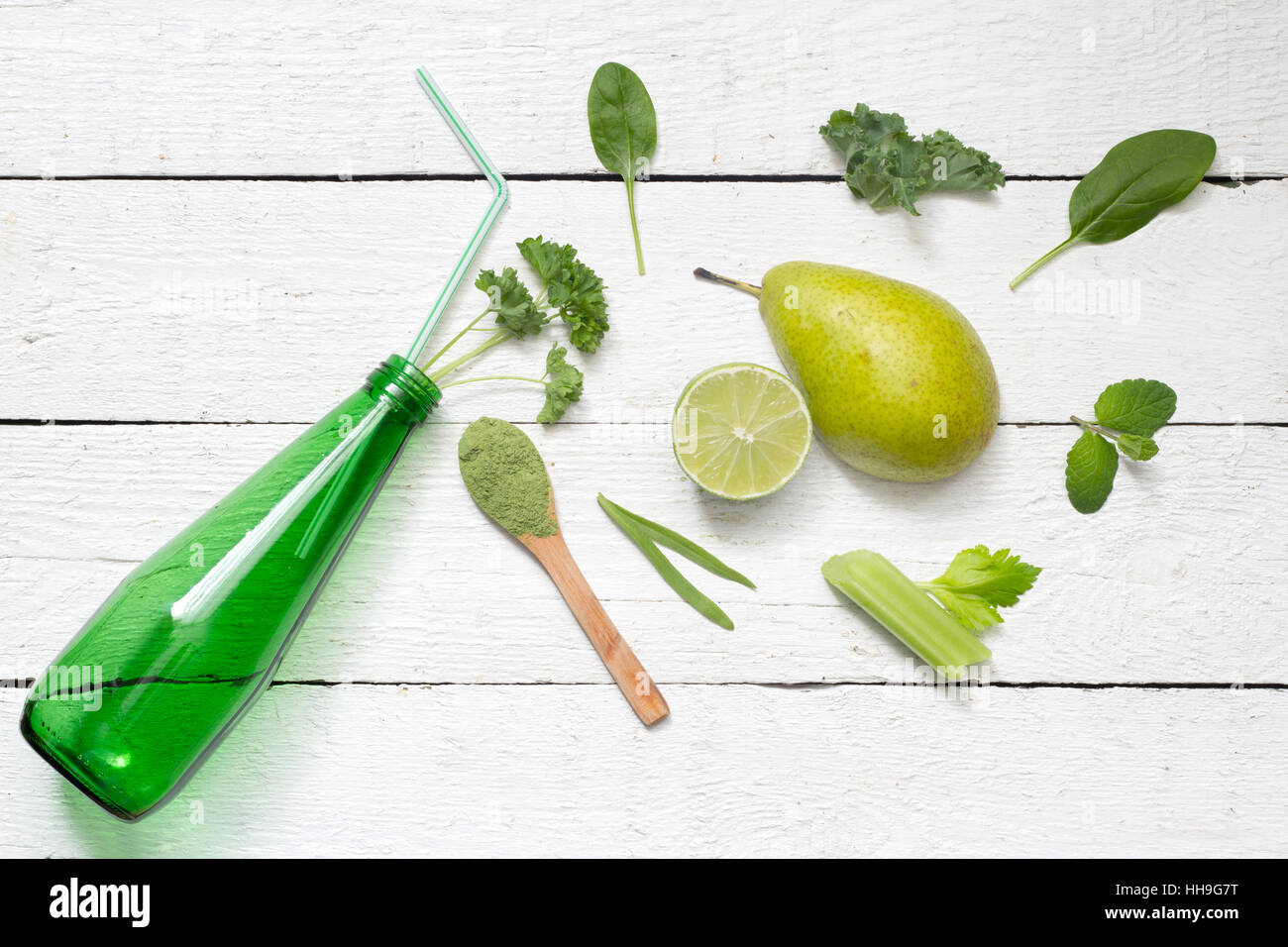 Abstract verde frullato di frutta con la dieta e la salute il concetto di stile di vita Foto Stock