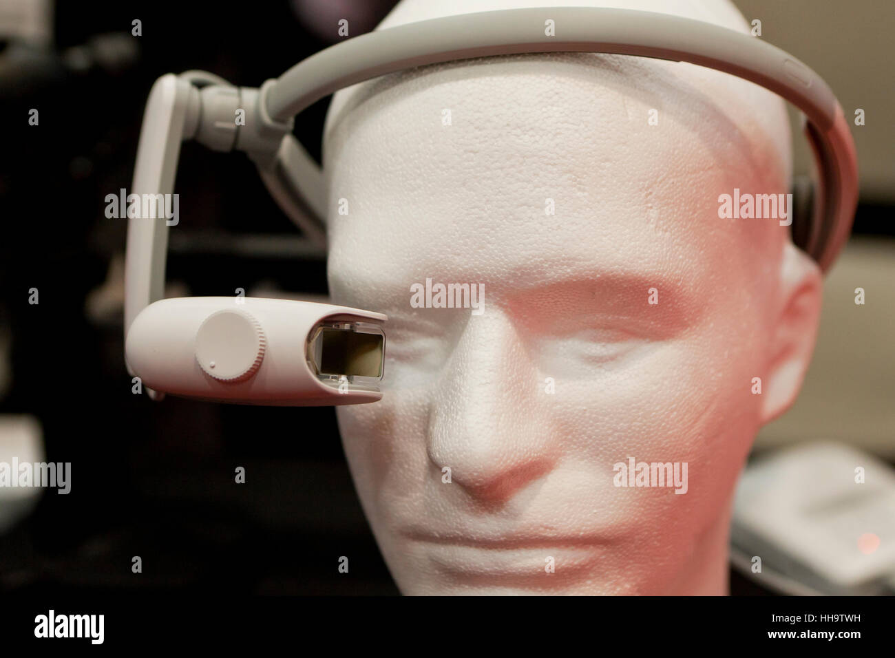 Augmented Reality display abilitato (cuffia auricolare AR) - USA Foto Stock