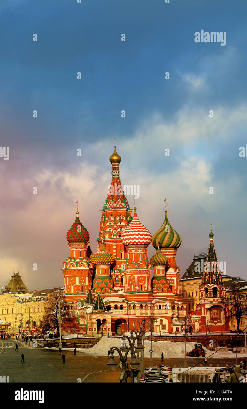 Foto luminose bel St basilici Cattedrale del Cremlino di Mosca Foto Stock