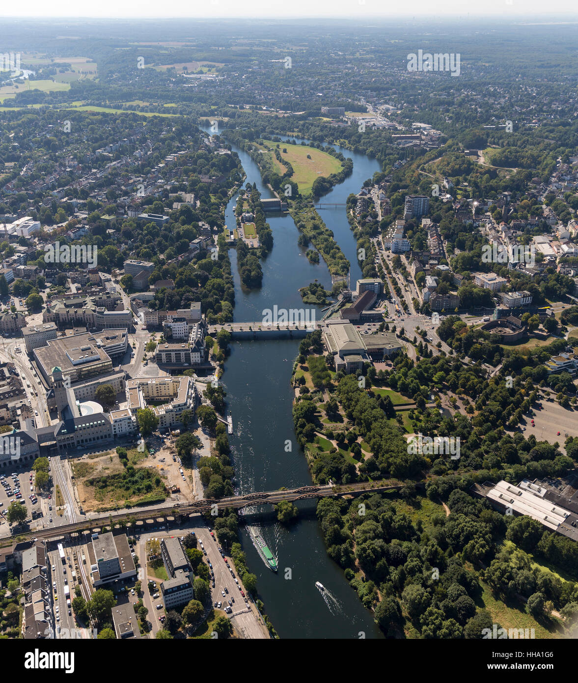 Ruhrbania e viste della Ruhr, Mülheim an der Ruhr, la zona della Ruhr, Renania settentrionale-Vestfalia, Germania, Europa, vista aerea, uccelli-eye Foto Stock