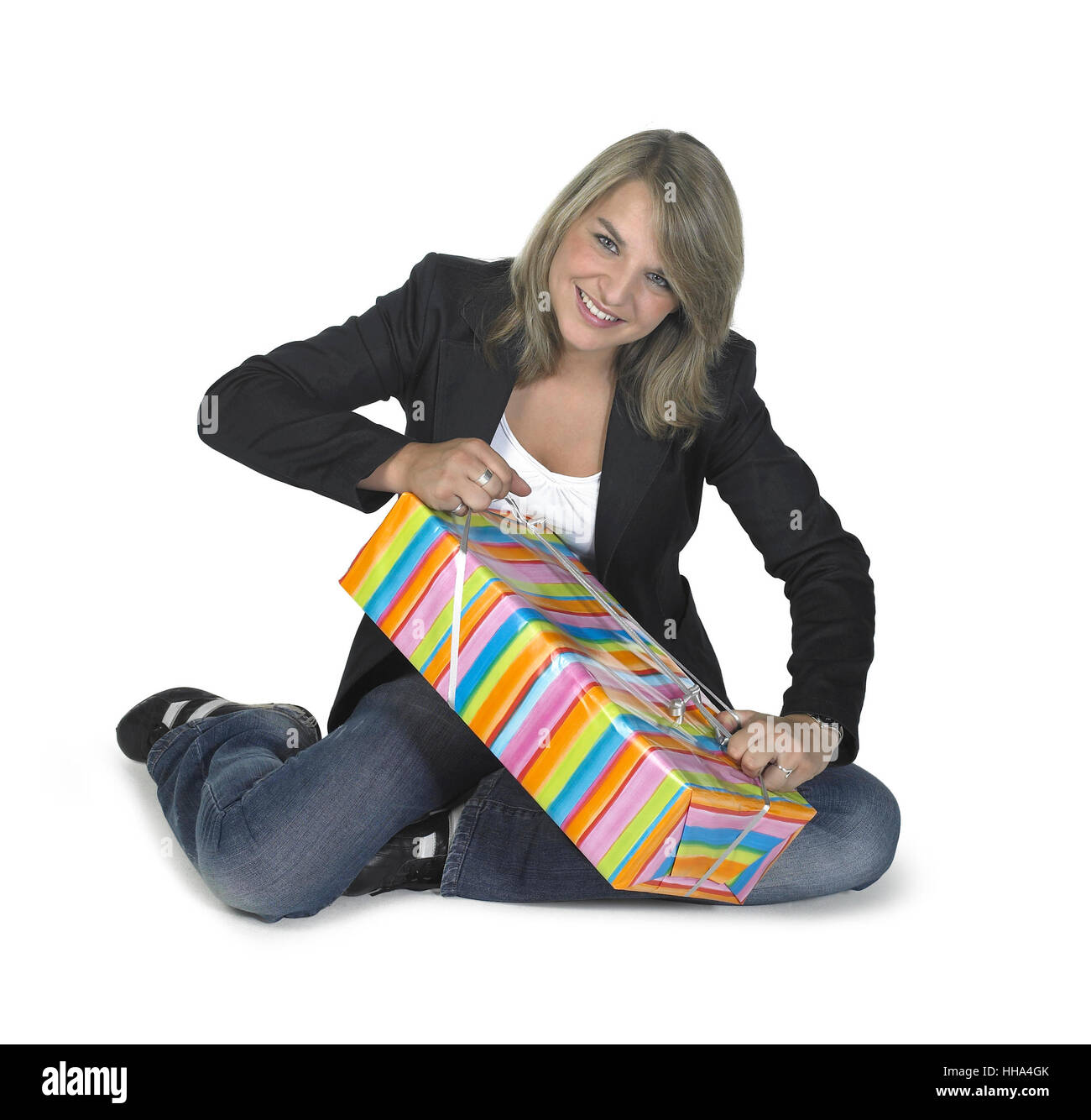 Donna, emozione, mettere seduti, sedersi, pacchetto regalo, entusiasmo, divertimento Foto Stock
