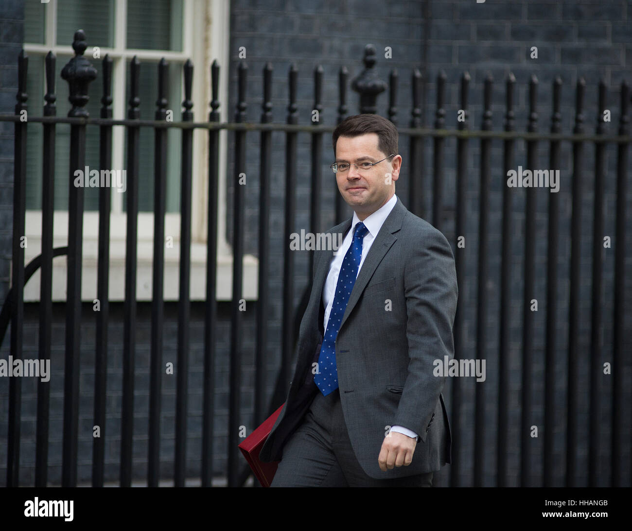 James Brokenshire, Segretario di Stato per l'Irlanda del Nord, arriva settimanale per la riunione del gabinetto del giorno di PM's Brexit discorso Foto Stock