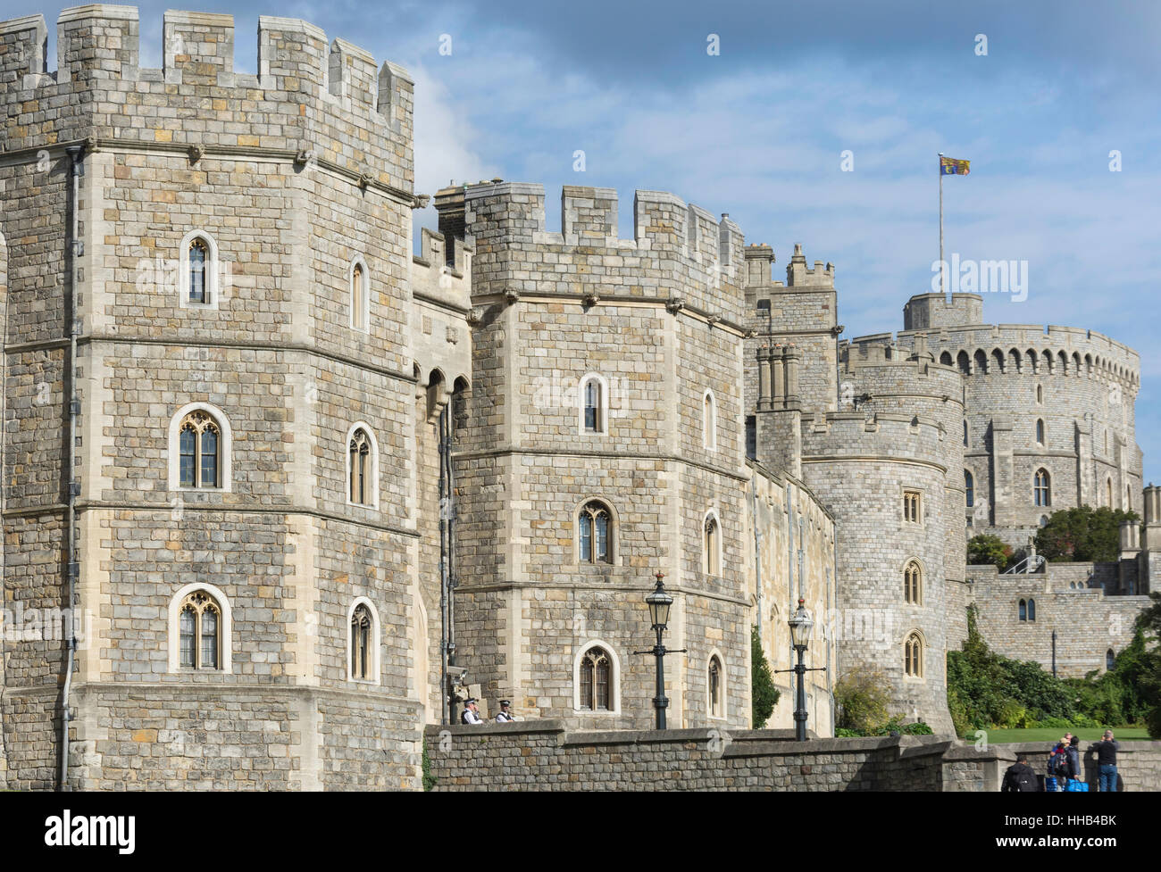 Henry VIII Gate e torre rotonda, Castello di Windsor Castle Hill, Windsor, Berkshire, Inghilterra, Regno Unito Foto Stock
