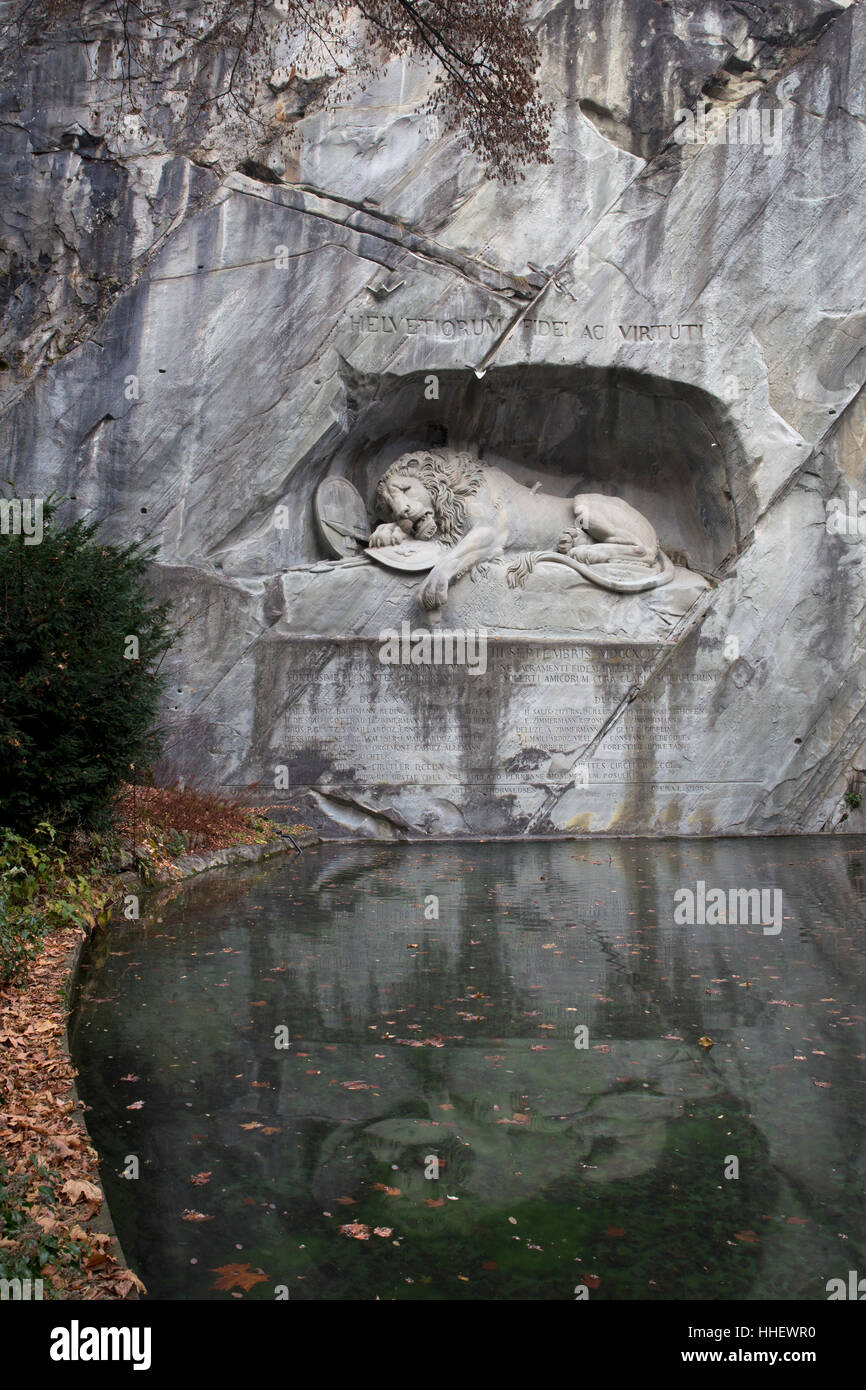 Il Monumento del Leone nella roccia arenaria,attrazione turistica, Lucerna, Svizzera Foto Stock