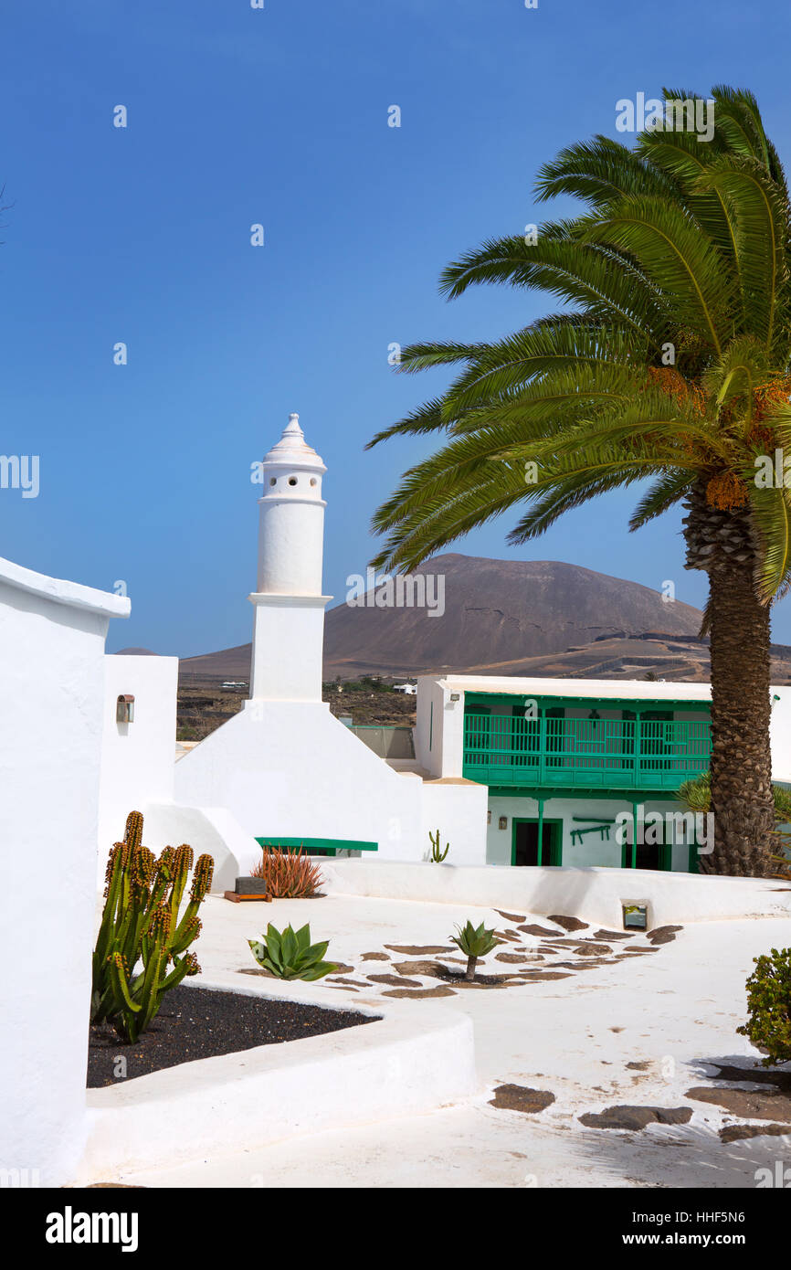 Blu, architettonico, religione, religiosi, la chiesa, il tempio, monumento, albero, Foto Stock