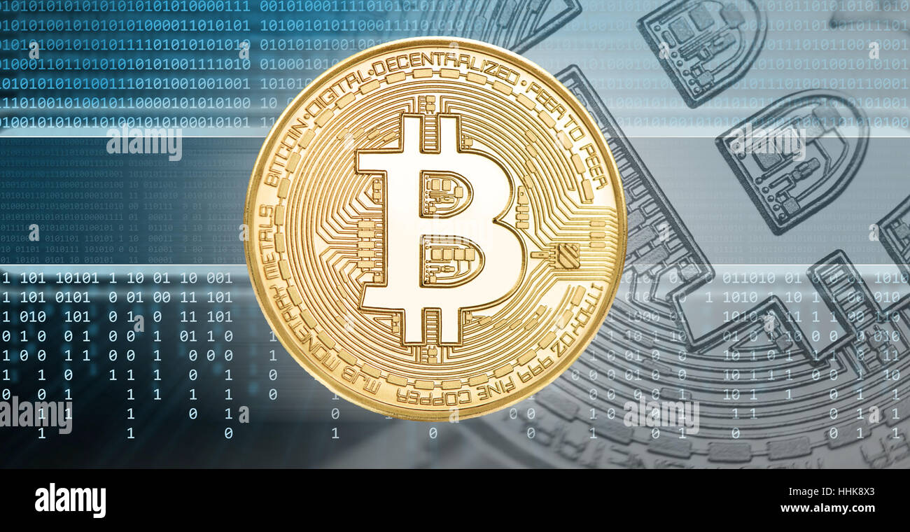 Cryptocurrencies o bitcoin concetto. Il codice binario sfondo tecnologico Foto Stock