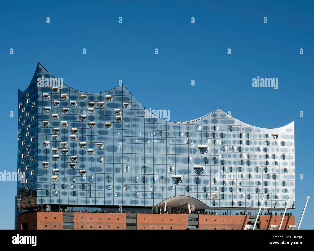 Elbphilharmonie di Amburgo, Germania; vista della nuova Elbphilharmonie opera house di Amburgo, Germania. Foto Stock