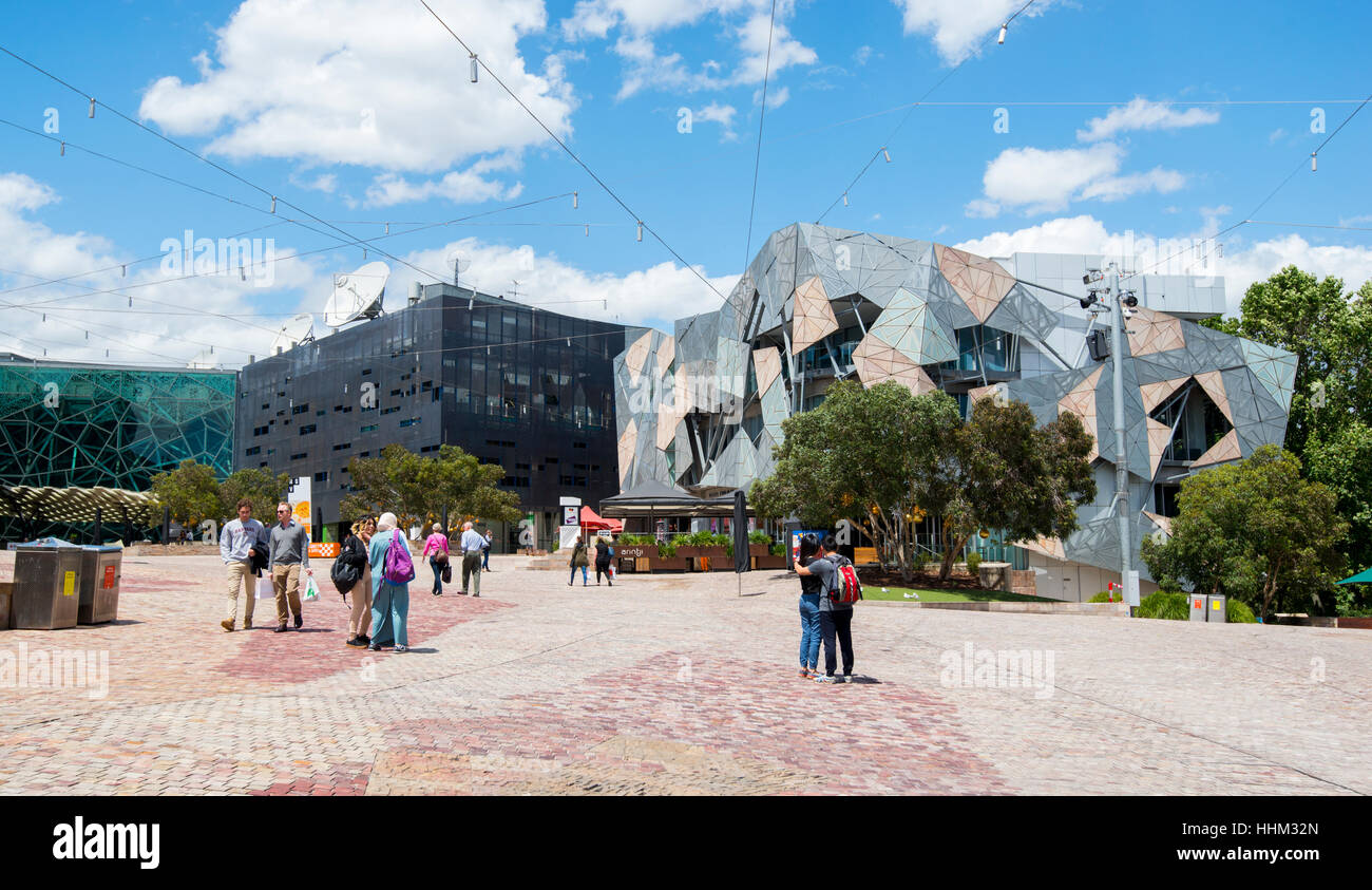 Federation Square nel CBD di Melbourne, Victoria Australia Foto Stock