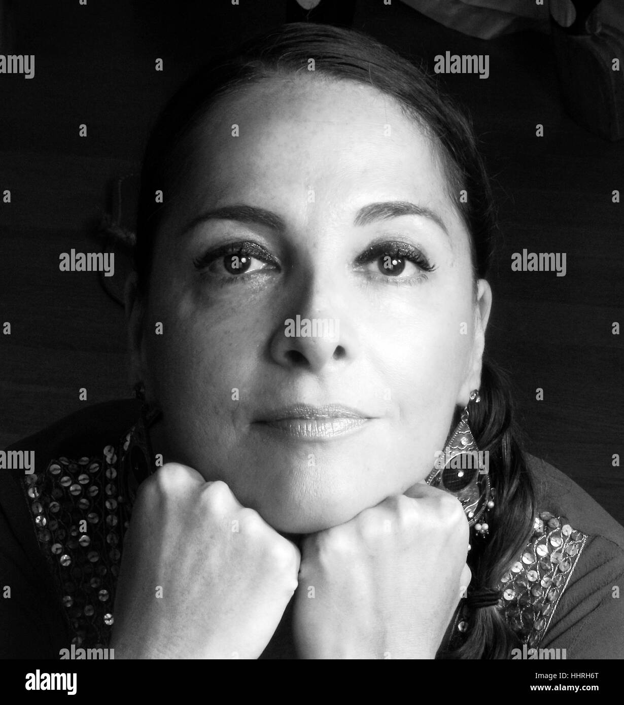 Donna Pensare positivo Foto Stock