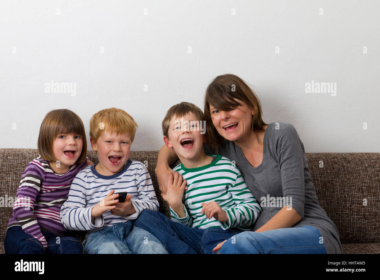 Madre, MOM, ma mamma, generazione, entusiasmo, il divertimento e il piacere, gioia, gag, Foto Stock