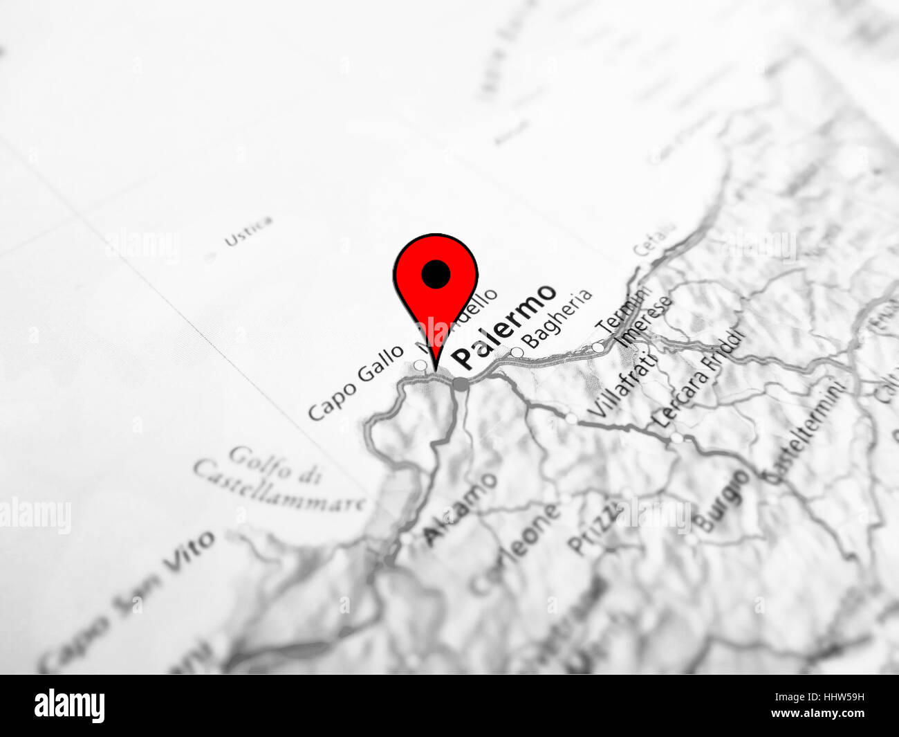 La città di Palermo su una mappa stradale (Italia) Foto Stock