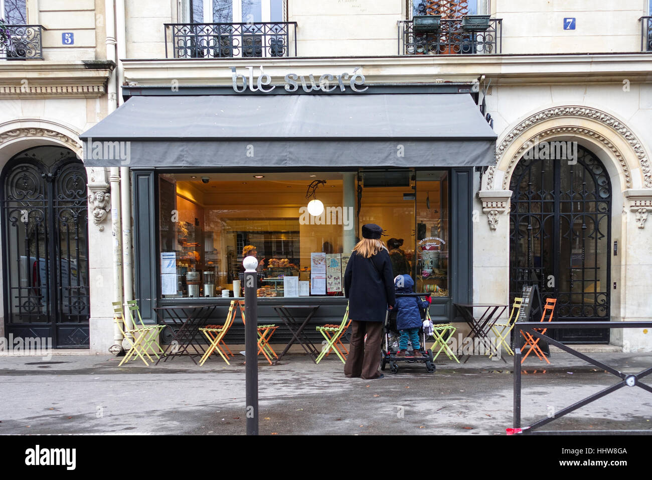 Ble sucre, panetteria e pasticceria Shop presso Square Trousseau, Parigi Francia Foto Stock