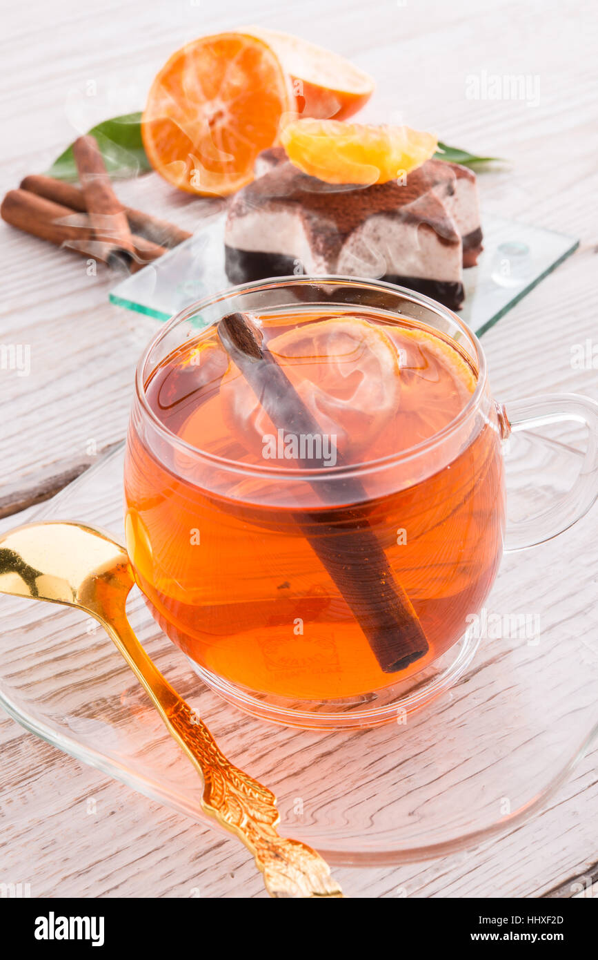 Il tè, bere acqua potabile, bavaglini, impianti, marrone, marrone, brunette, erbe, natura, Foto Stock