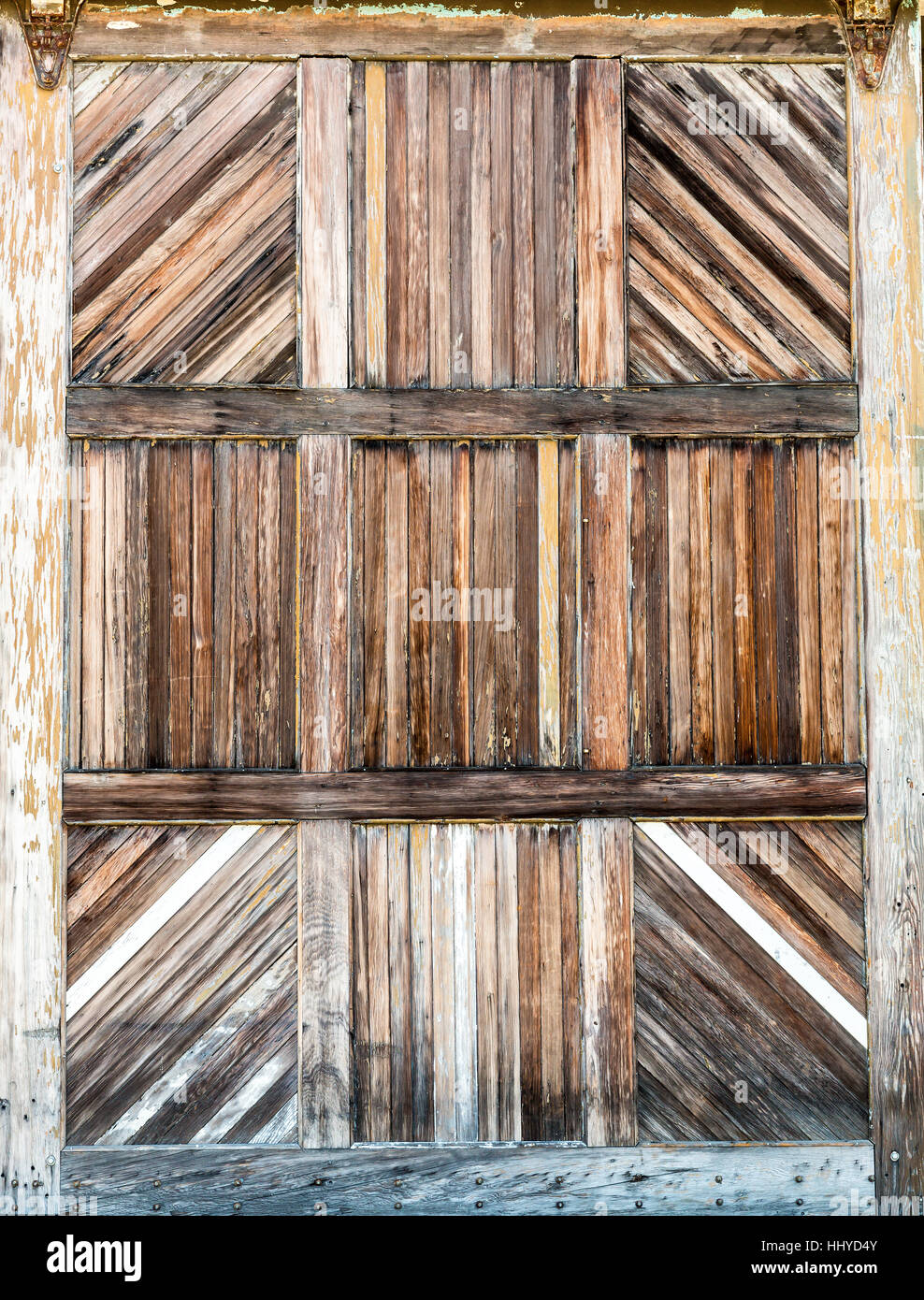 Grunge fienile cancelli in legno closeup. Foto Stock