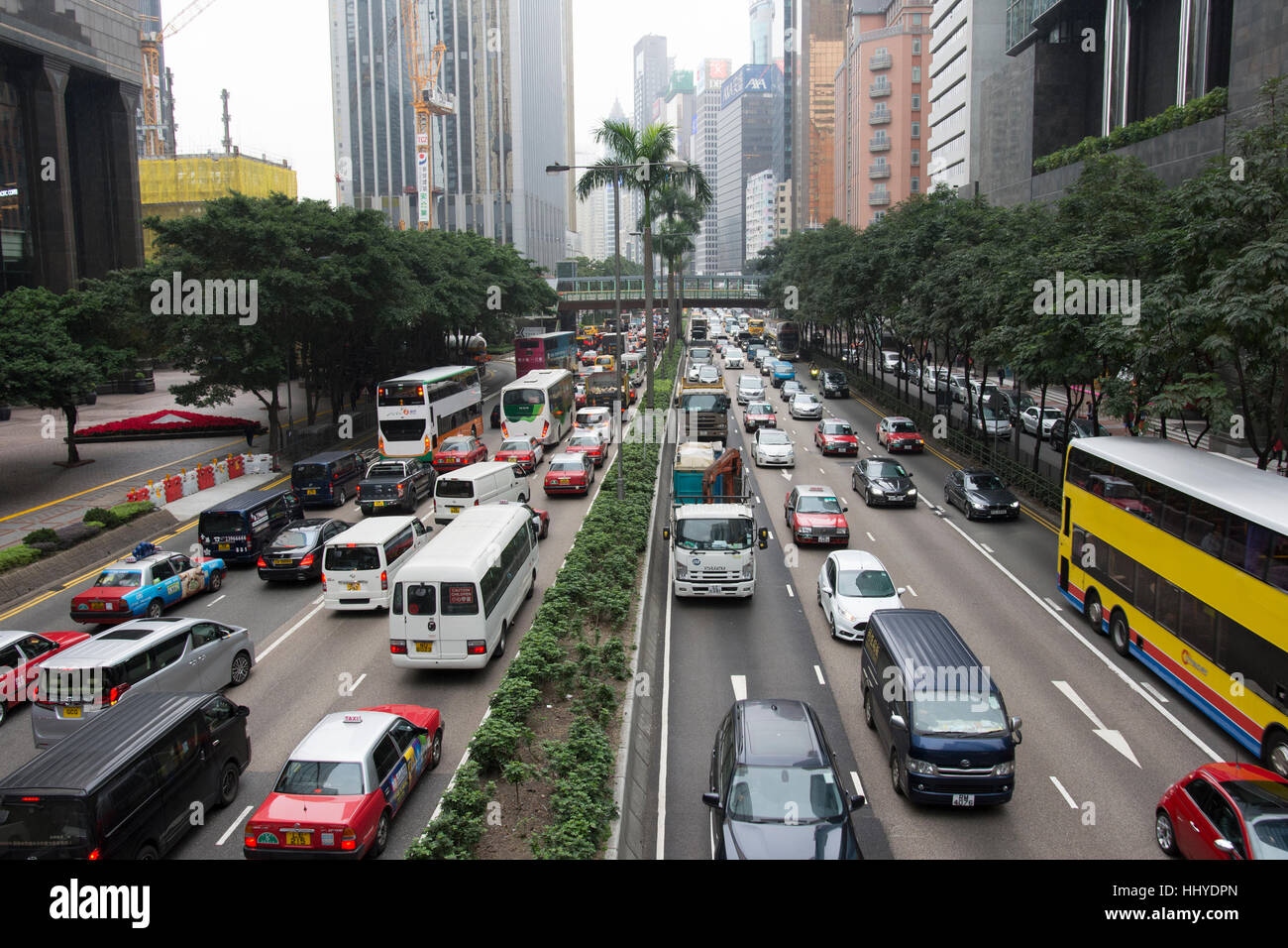 Il traffico di hong kong di strade Foto Stock