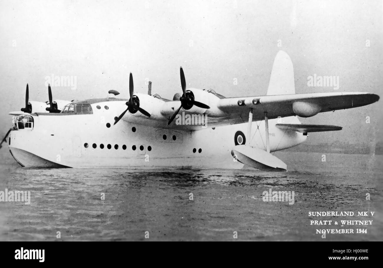 SHORT SUNDERLAND Mk V con Pratt & Whitney motori nel novembre 1944. Coded PP105. Ministero dell'aria foto. Foto Stock