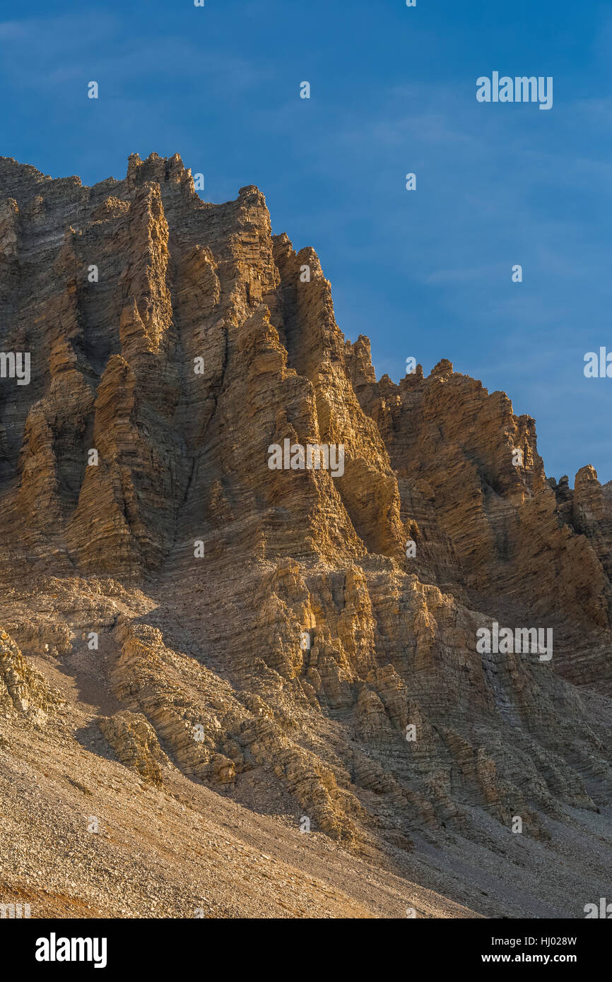 Ghiacciaio scolpito scogliere di Jeff Davis di picco, la terza montagna più alta in Nevada, nel Parco nazionale Great Basin, Nevada, STATI UNITI D'AMERICA Foto Stock