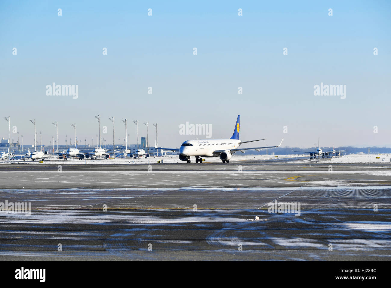 Lufthansa, regionale, CityLine, City line, LH, Embraer, 195, aeromobili, aereo, piano, Foto Stock