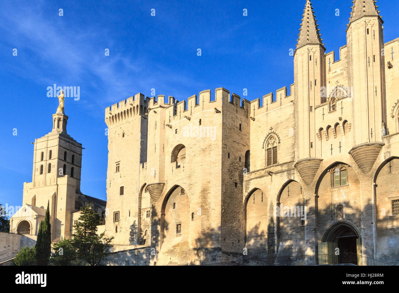 Blu, tower, religione, chiesa, città, un monumento di pietra, cattedrale, bridge, Foto Stock