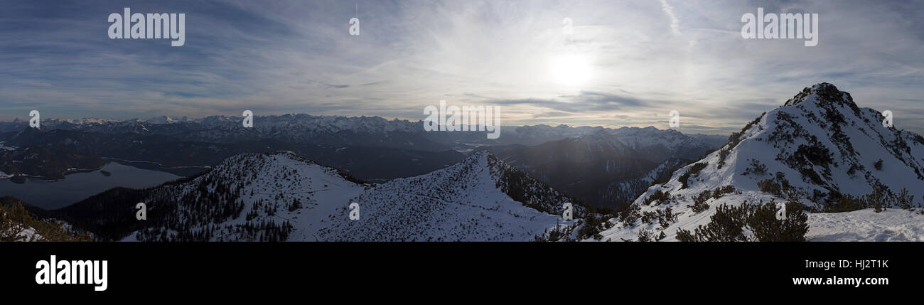 Tree Hill, Inverno, freddo, tramonto, cloud, alpi vertice, l'Europa, Baviera, ghiaccio, Foto Stock