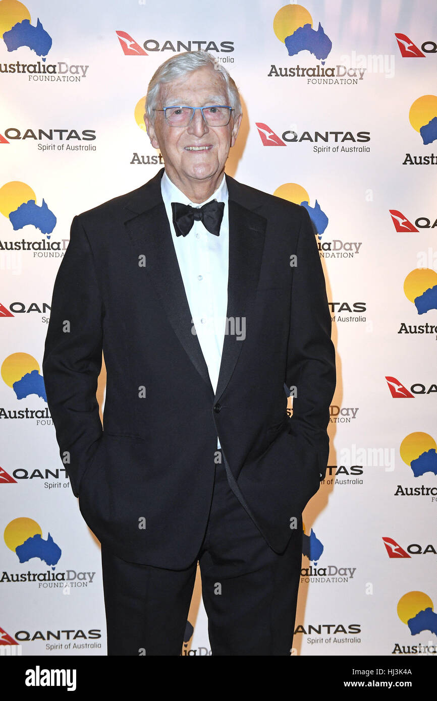 Sir Michael Morbo di Parkinson arriva in Australia Day Foundation Cena di gala in Australia House di Londra. Foto Stock