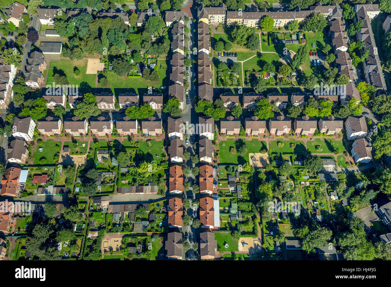 Storico insediamento dei minatori, urban struttura quadrata, colliery case, Duisburg-Hamborn, Duisburg, distretto della Ruhr Foto Stock