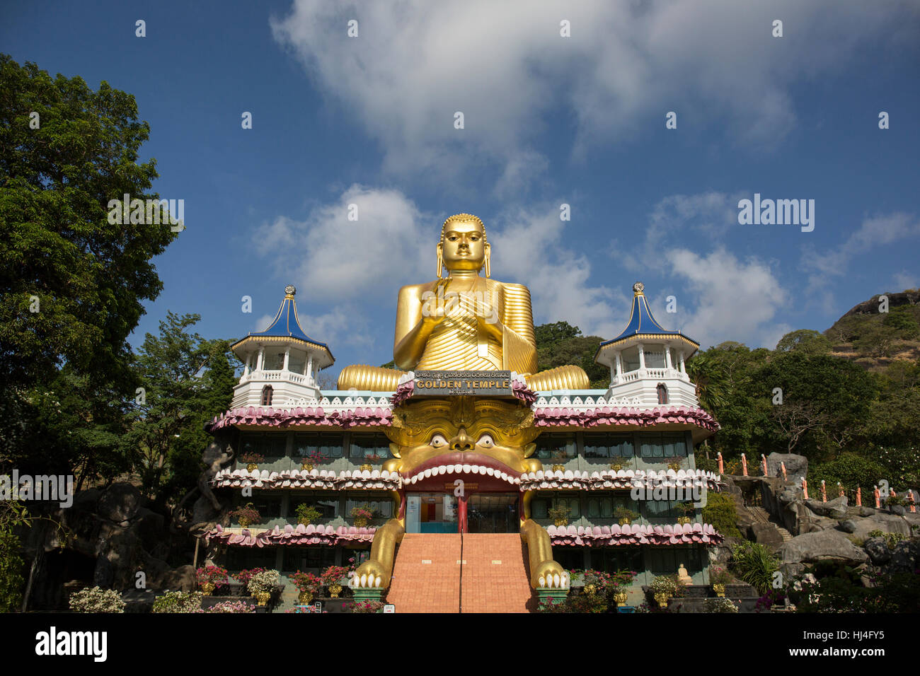 Golden Buddha, Tempio Dorato, Dambulla, Sri Lanka Foto Stock