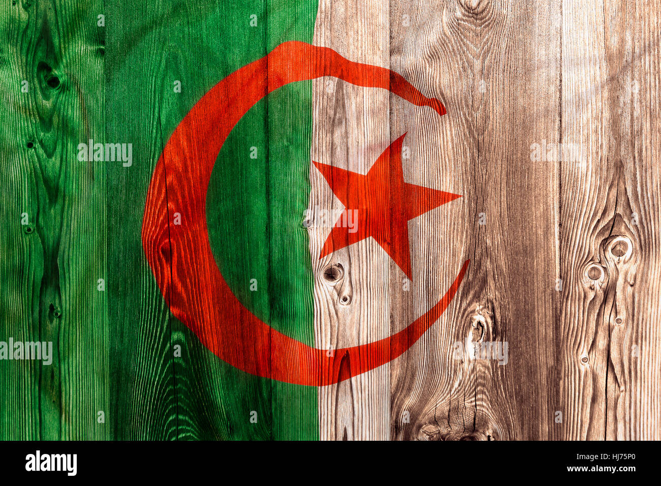 Bandiera nazionale di Algeria su sfondo di legno Foto Stock