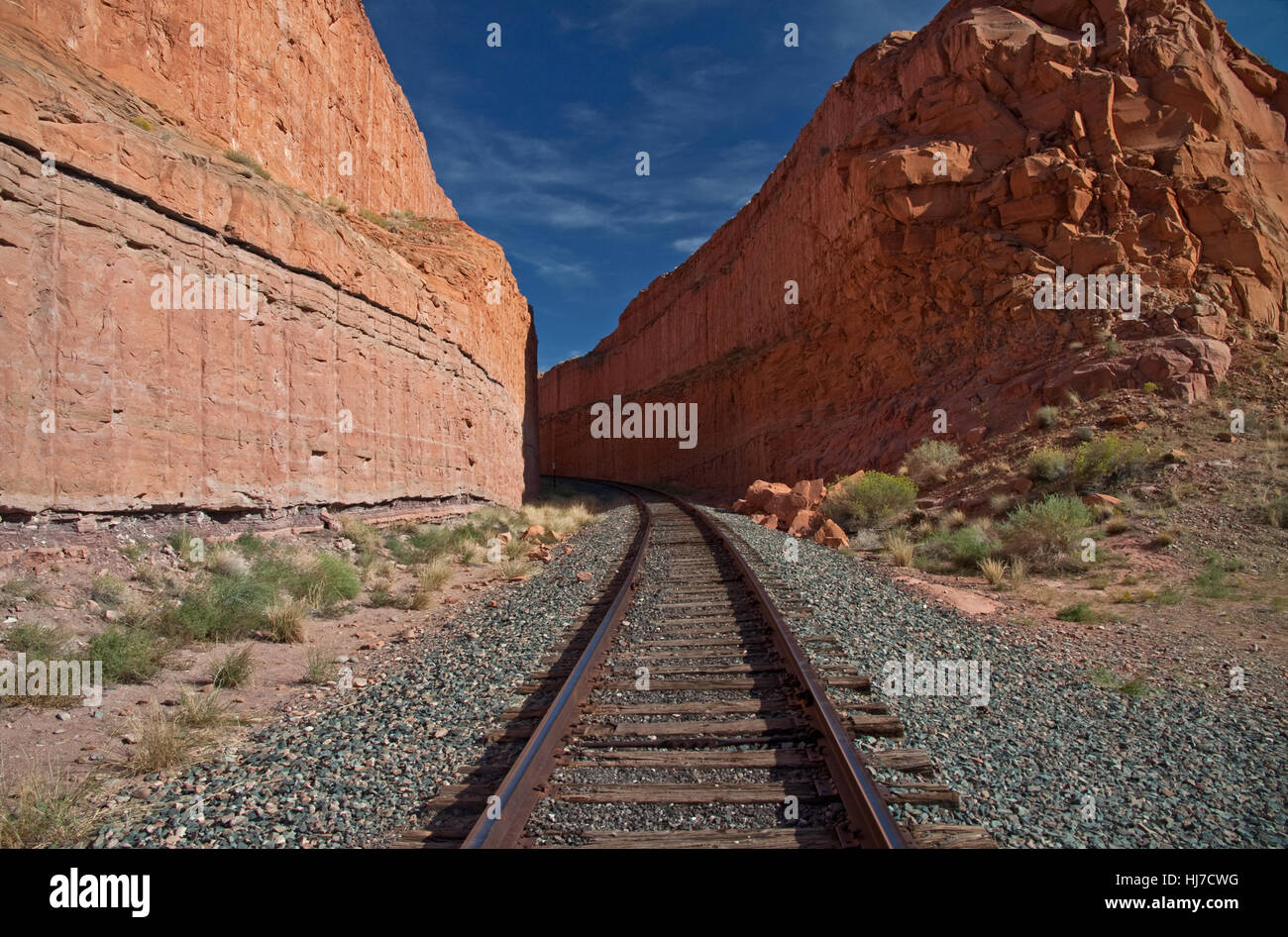 Dalla stazione ferroviaria, locomotiva, treno, motore, materiale rotabile, veicolo, mezzi di viaggio, Foto Stock