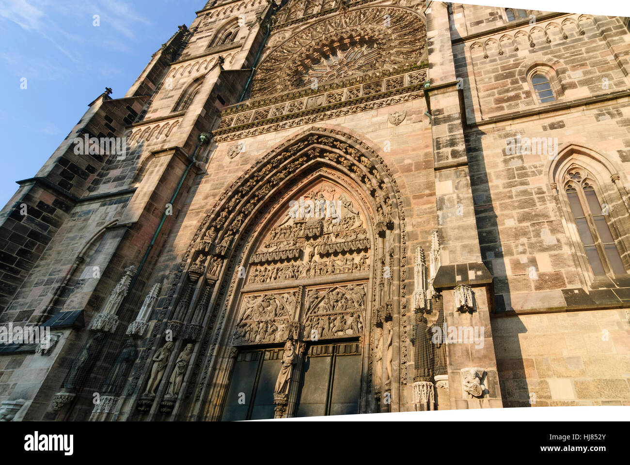 Nürnberg, Norimberga: Città Vecchia; chiesa Lorenzkirche; Ovest ingresso principale, Mittelfranken, Media Franconia, Baviera, Baviera, Germania Foto Stock