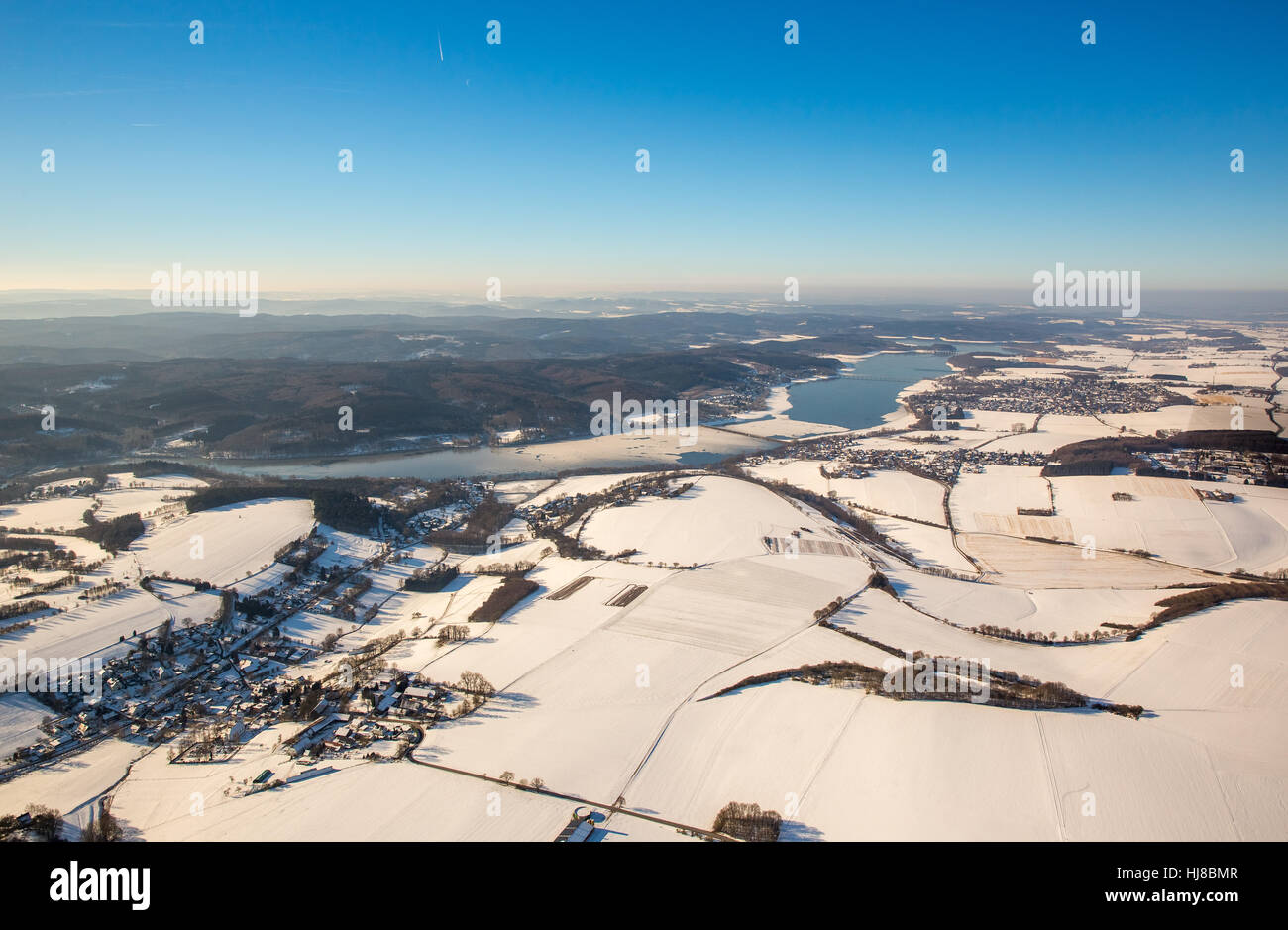 Wamel, inverno meteo, acqua bassa al lago di Möhnesee, Sauerland, la zona della Ruhr, Renania settentrionale-Vestfalia, Germania, Europa Foto Stock