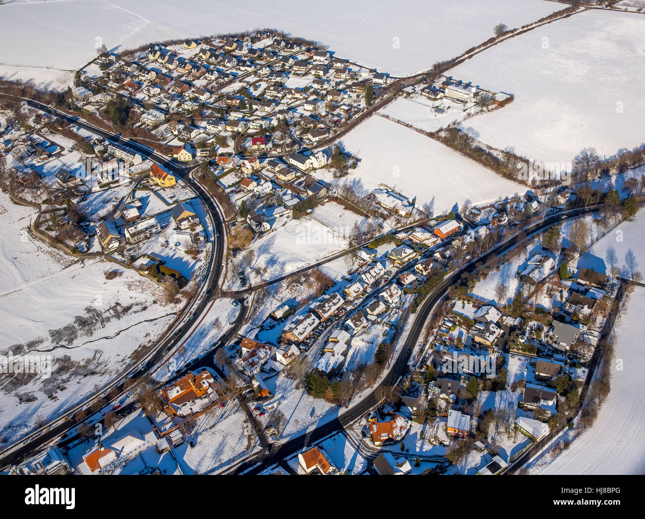 Delecke in inverno inverno meteo, acqua bassa ad Möhnesee, Sauerland, la zona della Ruhr, Renania settentrionale-Vestfalia, Germania, Europa Foto Stock