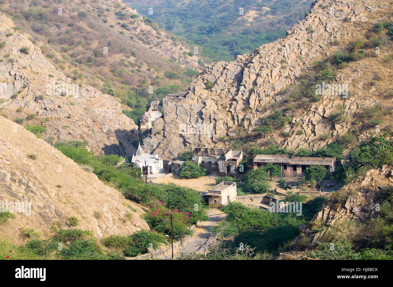 Casa natura paesaggio tra montagne in India, un paesaggio, la natura, le montagne, a casa tra le montagne, India, bella Foto Stock