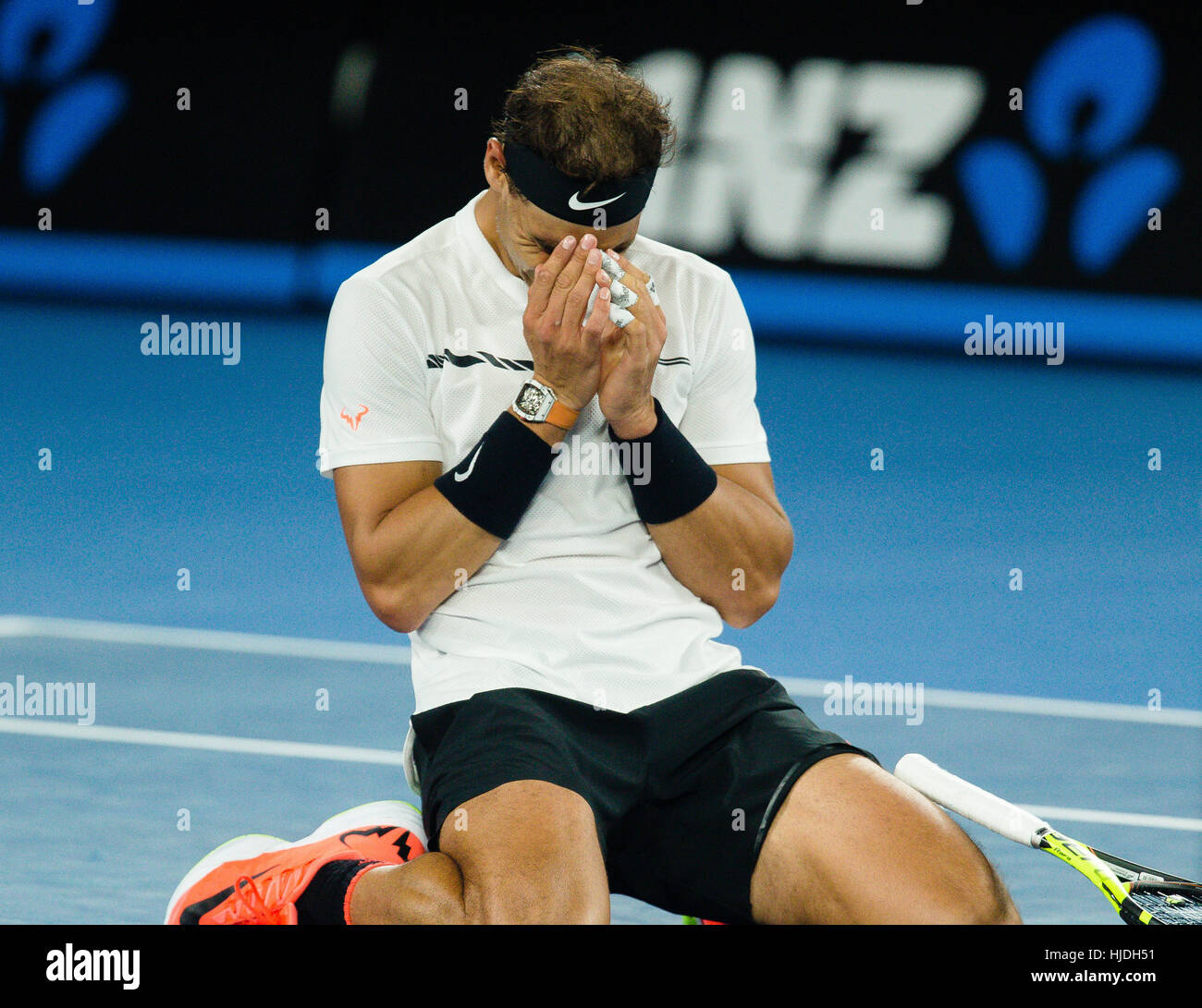 Melbourne, Australia. 25 gennaio, 2017. Rafael Nadal di Spagna libri la sua quinta semifinale presso l'Australian Open a Melbourne Park a Melbourne, Australia. Credito: Frank Molter/Alamy Live News Foto Stock