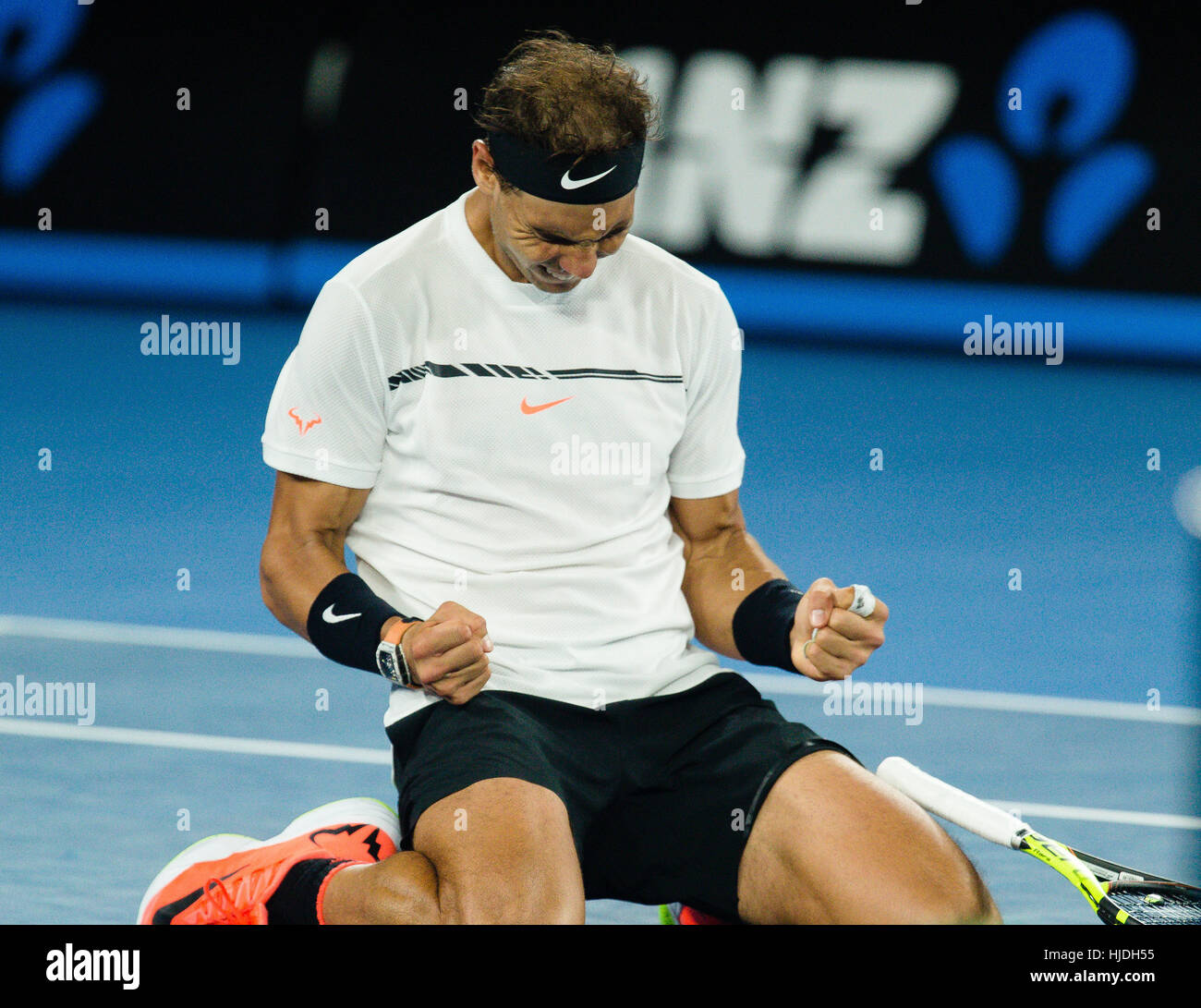 Melbourne, Australia. 25 gennaio, 2017. Rafael Nadal di Spagna libri la sua quinta semifinale presso l'Australian Open a Melbourne Park a Melbourne, Australia. Credito: Frank Molter/Alamy Live News Foto Stock