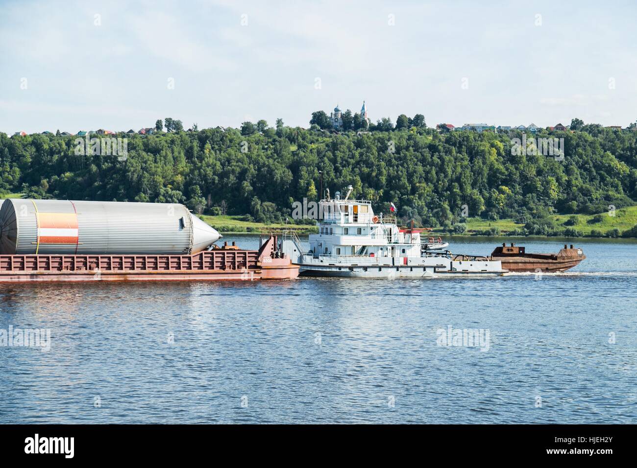 Nave cisterna sul fiume Foto Stock