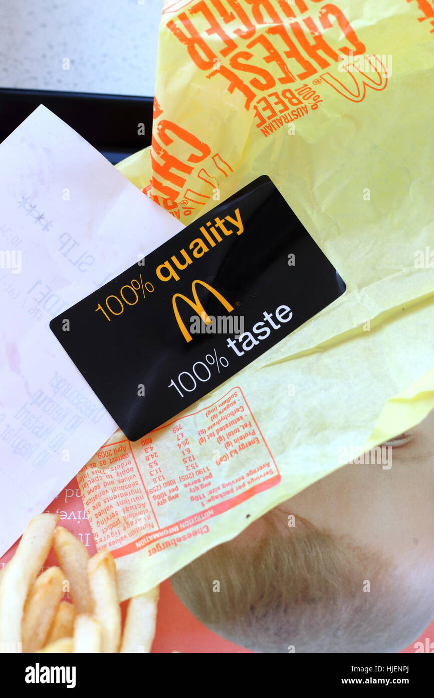 100% di qualità 100% gusto adesivo dal McDonald's Australia Foto Stock