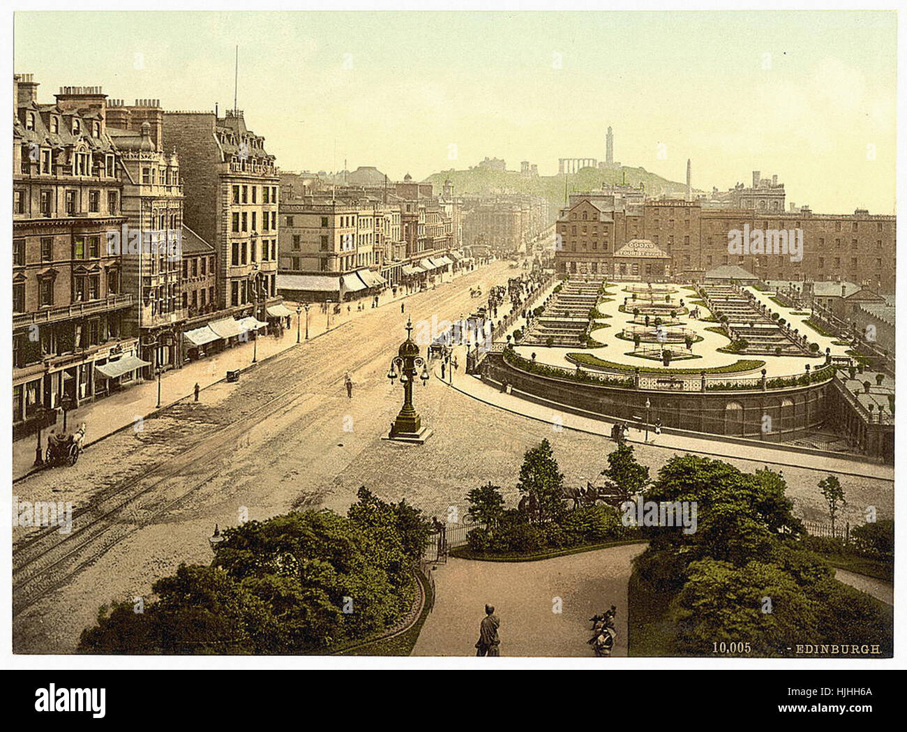 Princess (ossia Princes) Street e Calton Hill, Edimburgo, Scozia - Photochrom XIX SECOLO Foto Stock