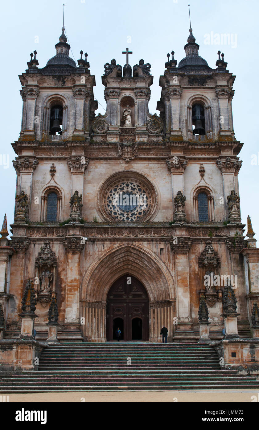Portogallo: medievale Cattolica Romana monastero di Alcobaca, fondata nel 1153 dal primo re portoghese, Afonso Henriques Foto Stock