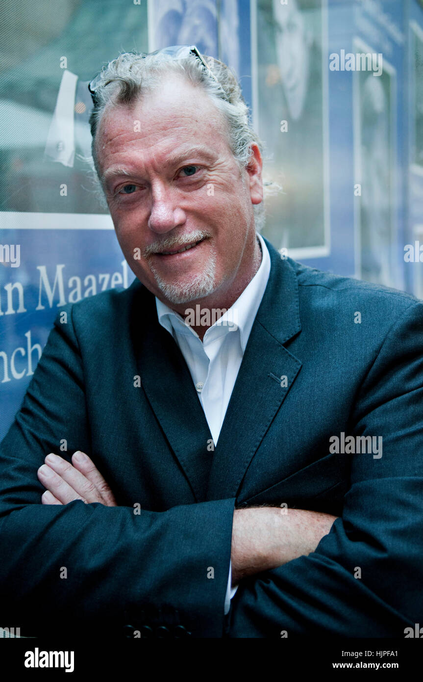 Jon Lee Anderson (Gennaio 15, 1957)è un biografo americano, autore e giornalista investigativo,corrispondente di guerra e editorialista per il New York Times Foto Stock Jon Lee Anderson (Gennaio 15, 1957)è un biografo americano, autore e giornalista investigativo,corrispondente di guerra e editorialista per il New York Times Foto Stock
