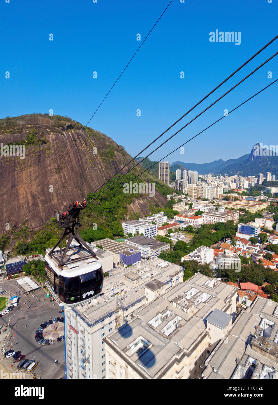 La funivia (funivia) a Sugarloaf Mountain, Urca, Rio de Janeiro, Brasile, Sud America Foto Stock