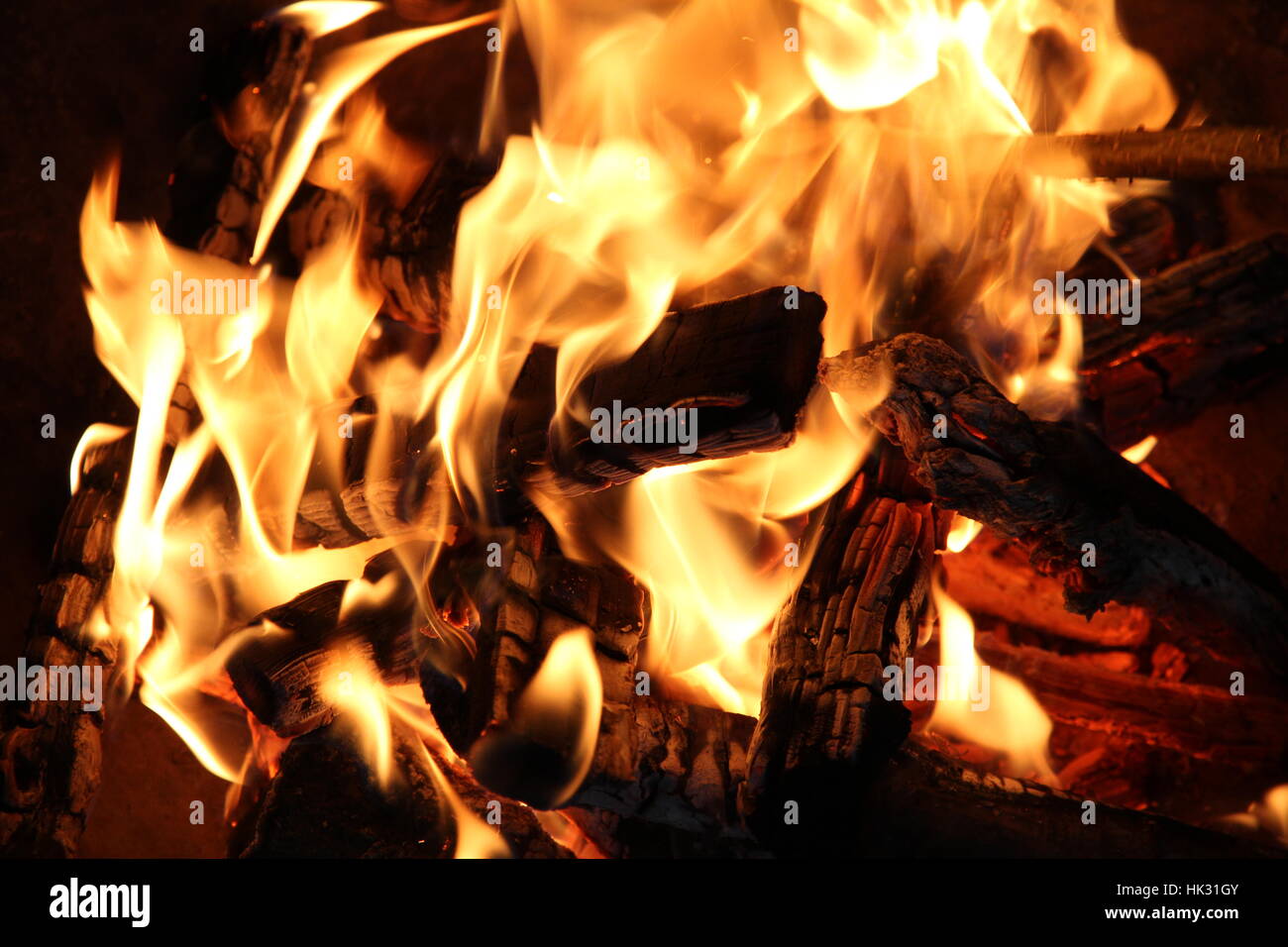 Legno, calore, fuoco, conflagrazione, fiamme, fiamme, fuoco, legno, aderente, calore Foto Stock